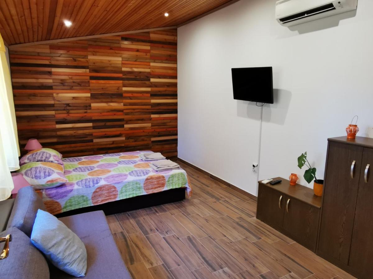 Apartment Kika Liznjan Luaran gambar