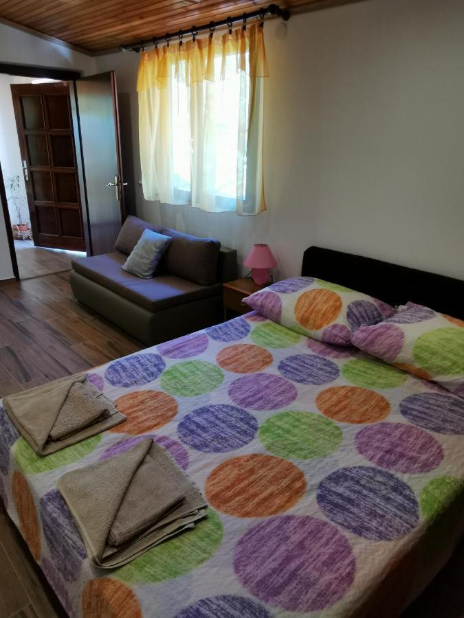 Apartment Kika Liznjan Luaran gambar